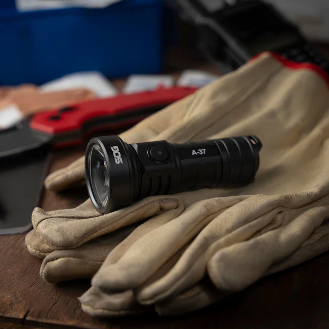 A-37 Flashlight - 1320 Lumens - Image 6